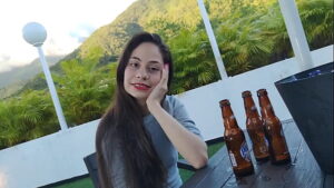 Me cogí a mi madrastra y le acabé encima